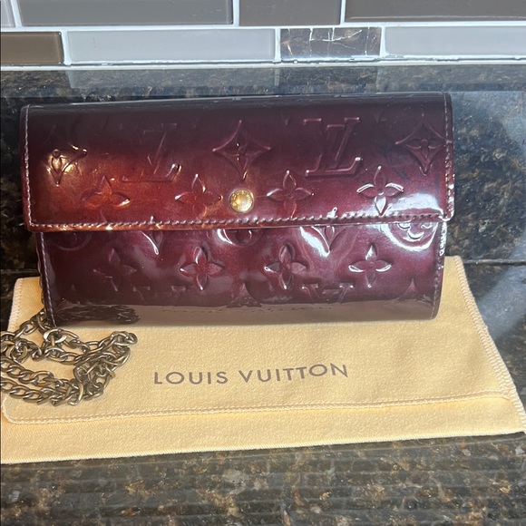 Louis Vuitton Louis Vuitton Vernis Wallet - Picture 3 of 17